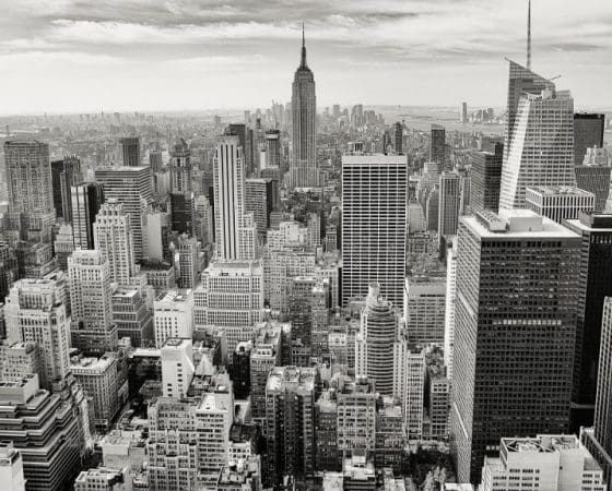 manhattan-336708_1280-1024x576-560x450-2